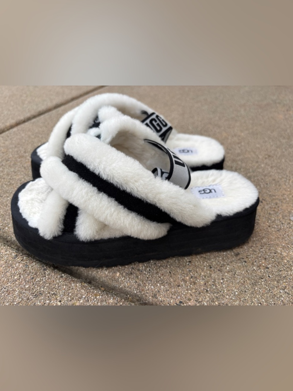 UGG Kids White and Black Plush Crossband Slide